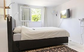 Cozy Private Rooms In Beautiful Garden Villa With Wifi